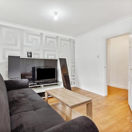Cozy Stay Apartment Londra Dış mekan fotoğraf